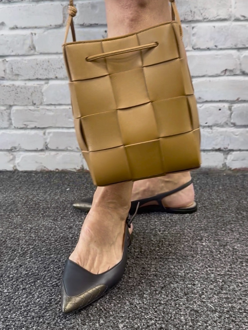 Bottega Veneta leather Slingback Flat